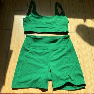 Outdoor Voices Green Set